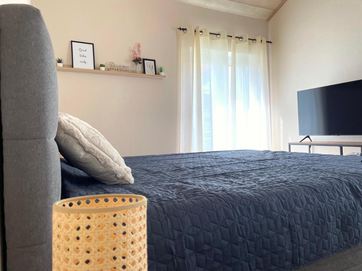 Exklusives Apartment & Balkon Лайнфельден-Эхтердинген Экстерьер фото